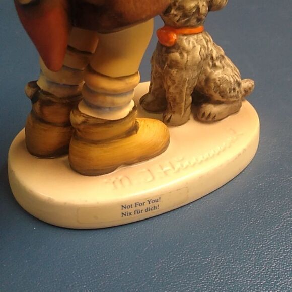 Vintage Goebel Hummel Charming Boy and Dog Figurine Cottagecore Grandmacore - Picture 4 of 7